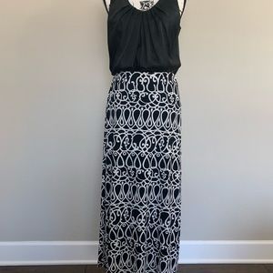 White House Black Market Black and White Maxi Skirt